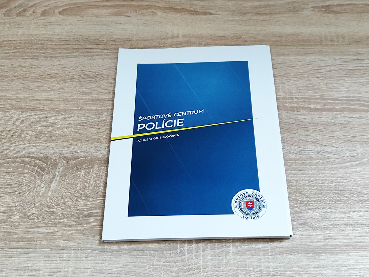 Nyomatatott irattartó mappa Police Sports Slovakia