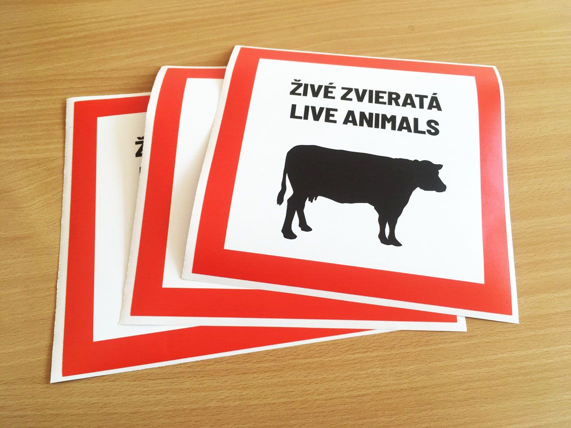 élő állat a fedélzeten matrica