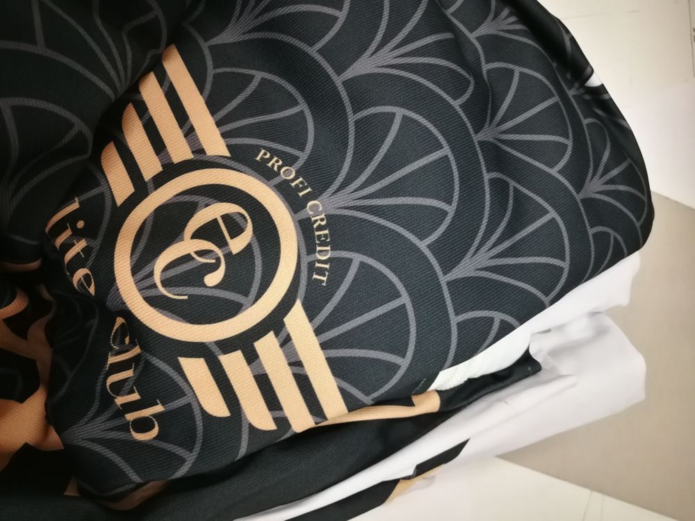 A feszített háttérfal textil huzata