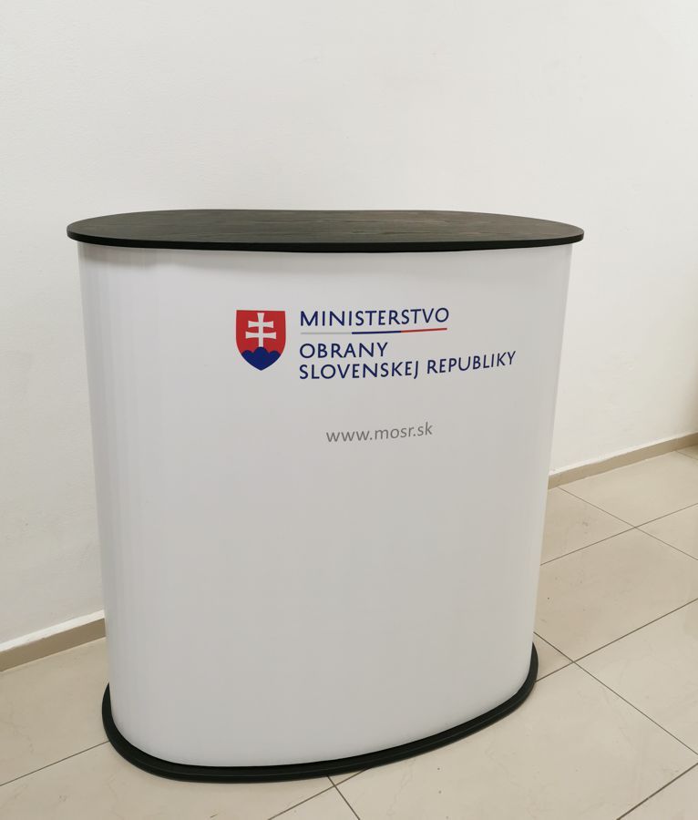 S Szlovák Köztársaság Védelmi Minisztériumának promóciós pultja