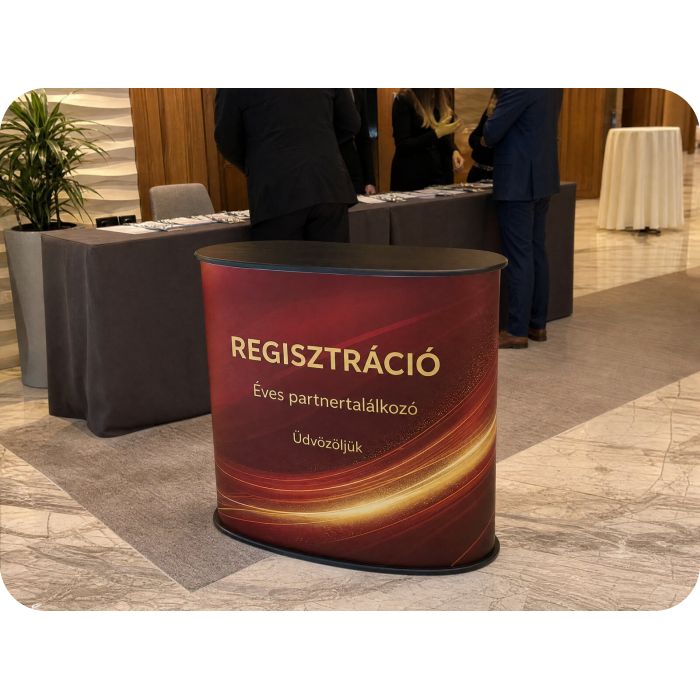 Ívelt promóciós pult – Regisztráció