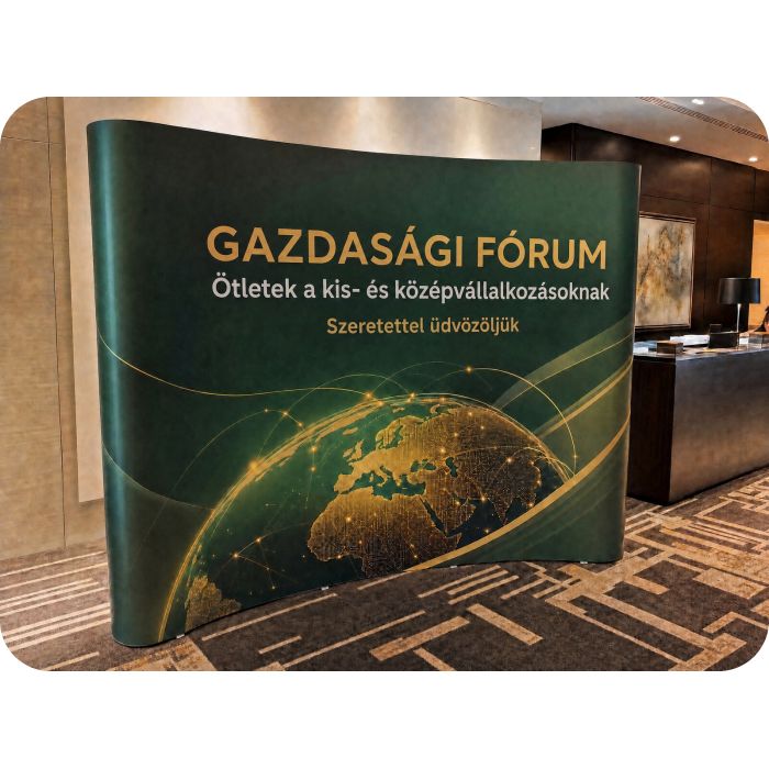 Pop Up sajtófal Economy – üzleti fórum szálloda előcsarnokában